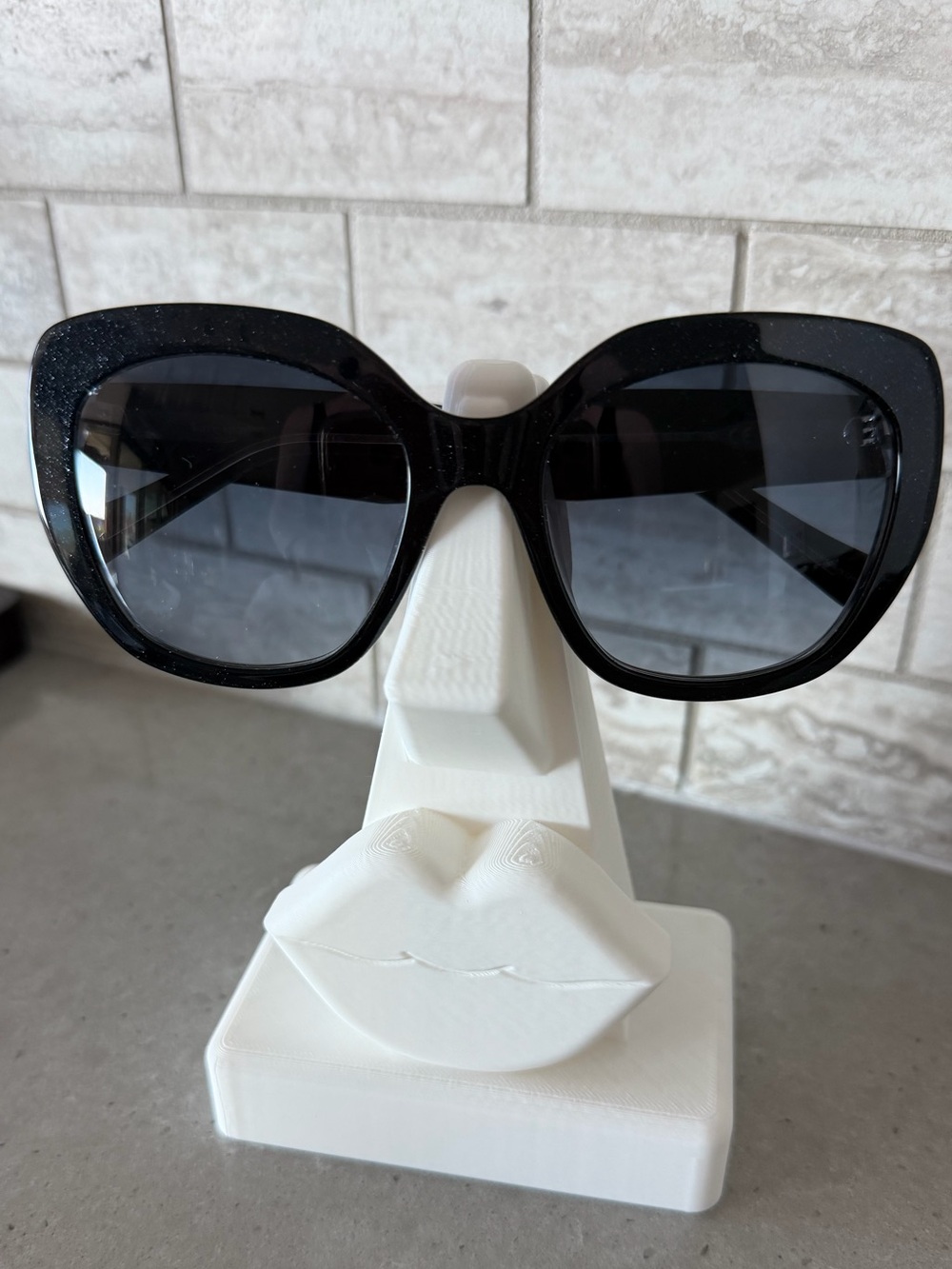 NEW 🔥 Kate Spade Winslet Women's cat eye Sunglasses  with box and dust cloth